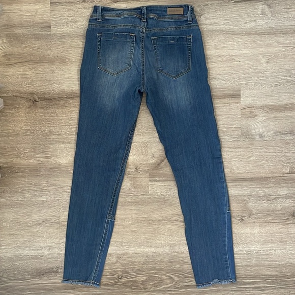 🌹 Salvaje Denim distressed jeans size 3 - Picture 6 of 6
